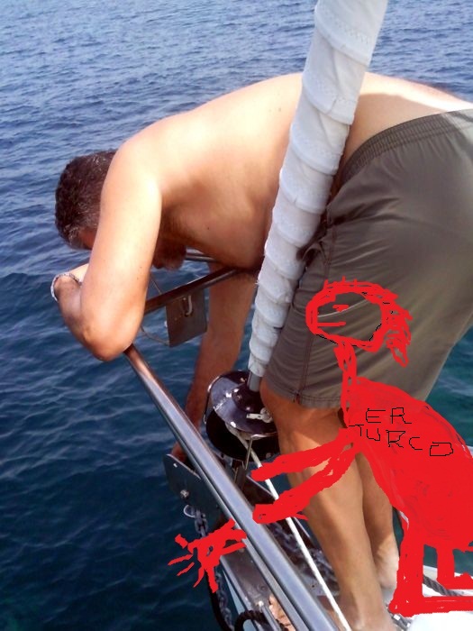 [Immagine: 201273173413_chain.jpg]